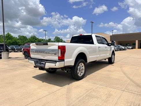 Used 2018 Ford F350 Platinum w/ Platinum Ultimate Package AWD/4WD image 5