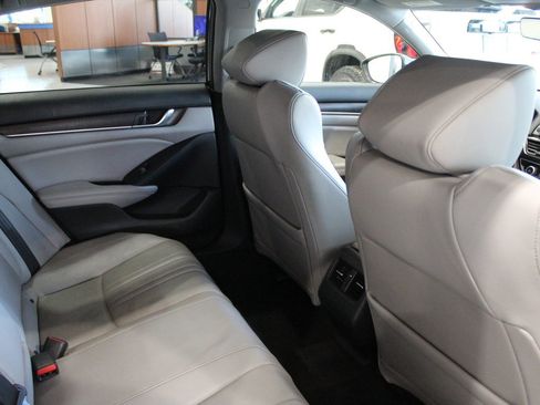 Certified 2019 Honda Accord EX-L image 19