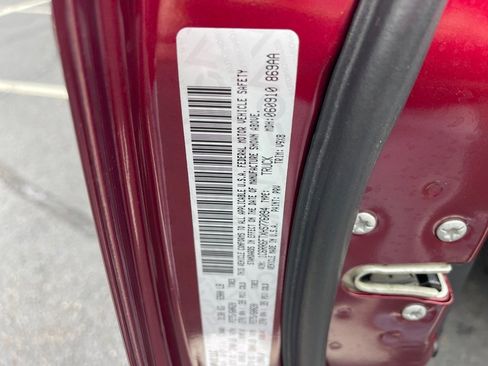 Used 2017 RAM 1500 Express w/ Express Value Package image 11