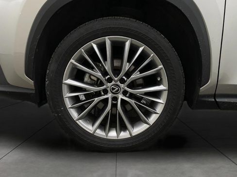 Certified 2022 Lexus NX 350h AWD image 12