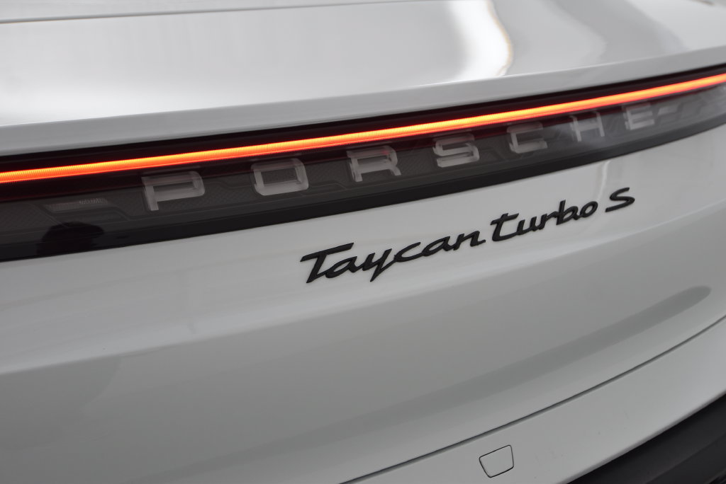 Used 2022 Porsche Taycan Turbo S AWD/4WD image 73