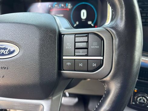 Used 2021 Ford F150 Lariat w/ Equipment Group 502A High AWD/4WD image 22