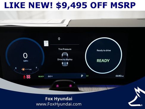 Used 2025 Hyundai Santa Fe Calligraphy image 2
