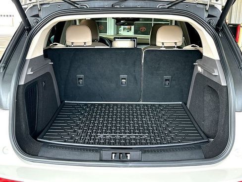 Used 2023 Lincoln Corsair FWD image 31