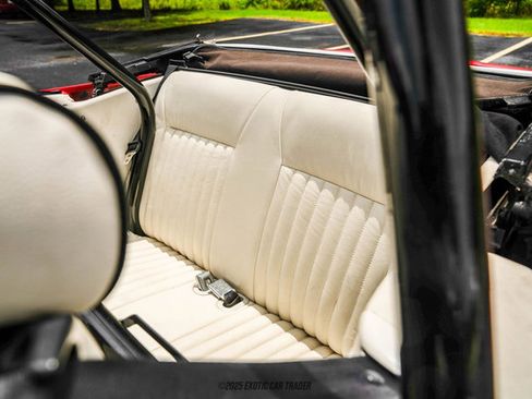 Used 1992 Ford Mustang LX image 38