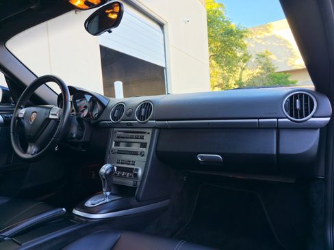 Used 2006 Porsche Cayman S image 26