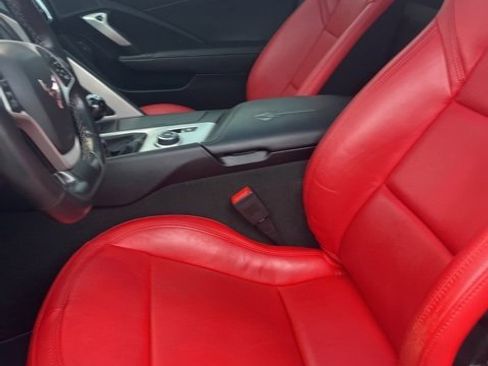 Used 2014 Chevrolet Corvette Stingray Coupe image 10