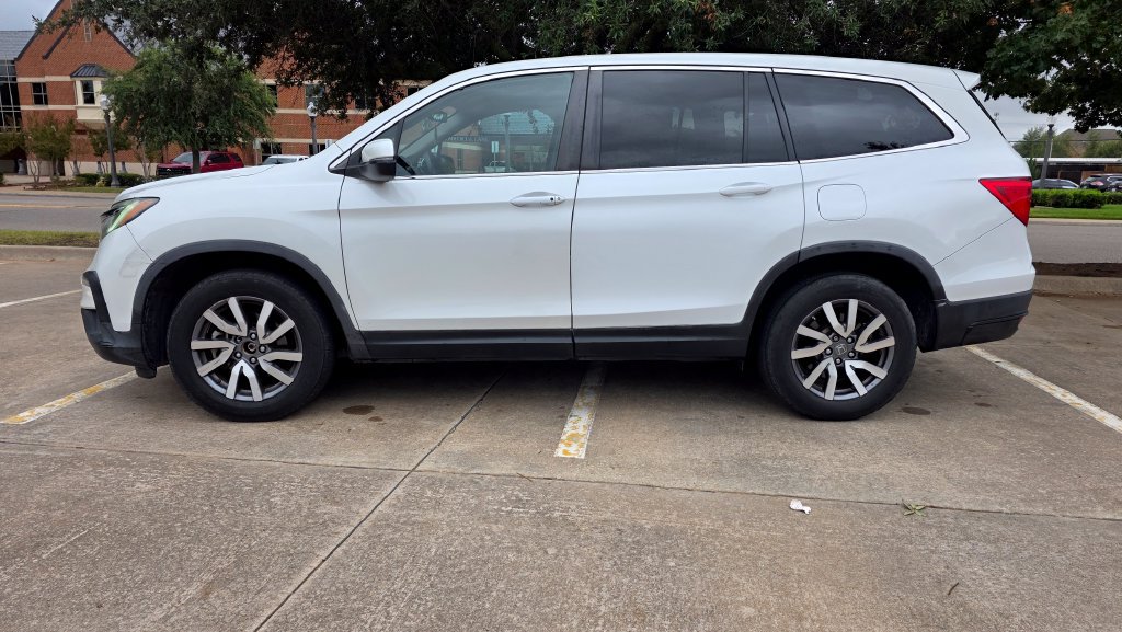 Used 2020 Honda Pilot EX image 11