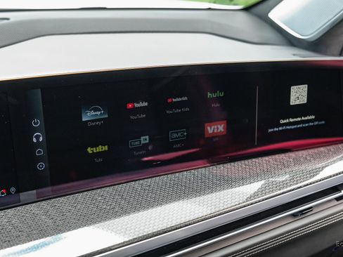 Used 2025 Cadillac Escalade V w/ LPO, Floor Liner Package image 82