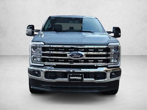 Certified 2025 Ford F250 Lariat w/ FX4 Off-Road Package AWD/4WD image 2