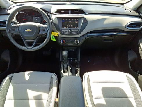 Certified 2021 Chevrolet TrailBlazer LS image 24