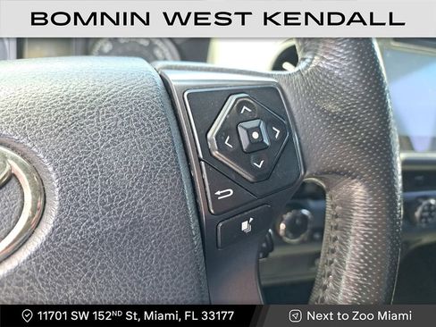 Used 2017 Toyota Tacoma SR image 20