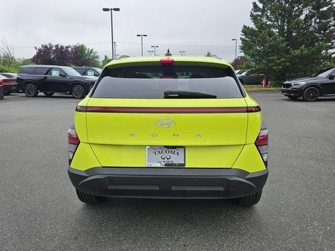 Used 2024 Hyundai Kona SEL FWD image 6