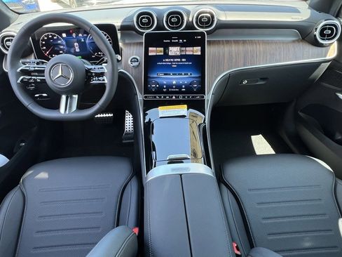 New 2025 Mercedes-Benz GLC 350e 4MATIC image 30