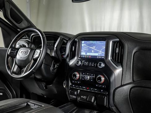 Used 2020 GMC Sierra 2500 AT4 w/ AT4 Preferred Package AWD/4WD image 22