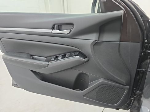 Certified 2023 Nissan Altima 2.5 SV image 25