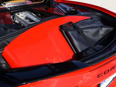 Used 2023 Chevrolet Corvette Stingray Premium Cpe w/ Z51 Performance Package RWD image 22