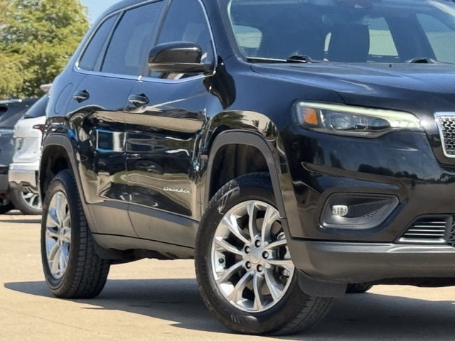 Used 2021 Jeep Cherokee Latitude Lux w/ Trailer Tow Group AWD/4WD image 3