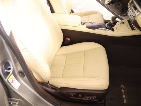 Used 2017 Lexus ES 350 w/ Luxury Package FWD image 14