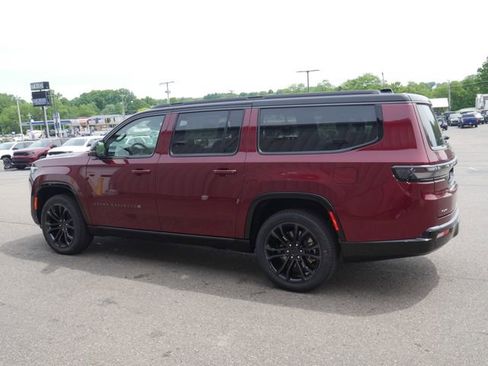 New 2026 Jeep Grand Wagoneer L Summit AWD/4WD image 12