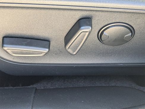 New 2026 Ford Escape SE w/ PHEV Premium Package image 22