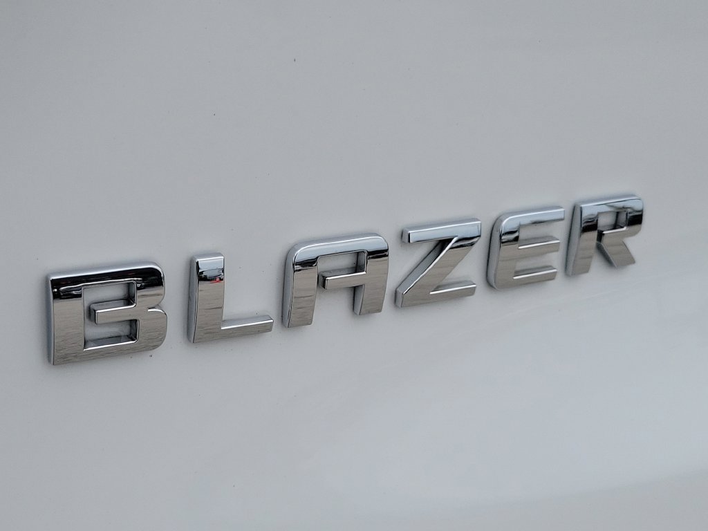 Used 2021 Chevrolet Blazer LT FWD image 13