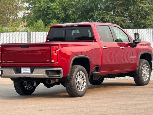 New 2026 Chevrolet Silverado 2500 LTZ w/ LTZ Premium Package AWD/4WD image 4
