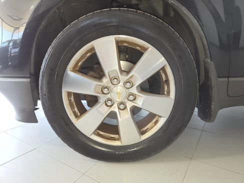 Used 2010 Chevrolet Traverse LTZ AWD/4WD image 12