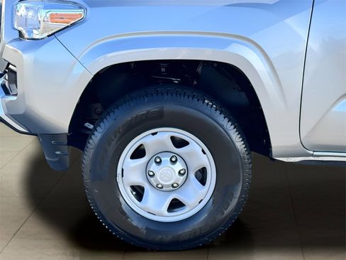 Used 2022 Toyota Tacoma SR image 34