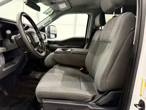 Used 2024 Ford F350 XLT w/ XLT Premium Package image 13