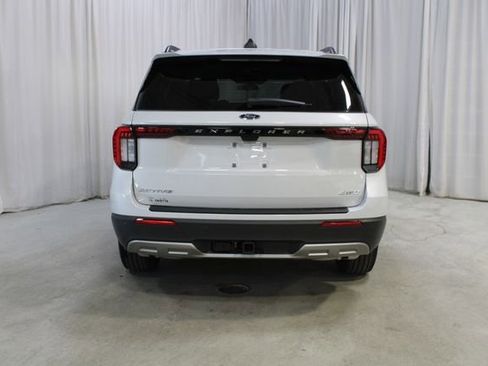 New 2026 Ford Explorer Active w/ Active Comfort Package image 24