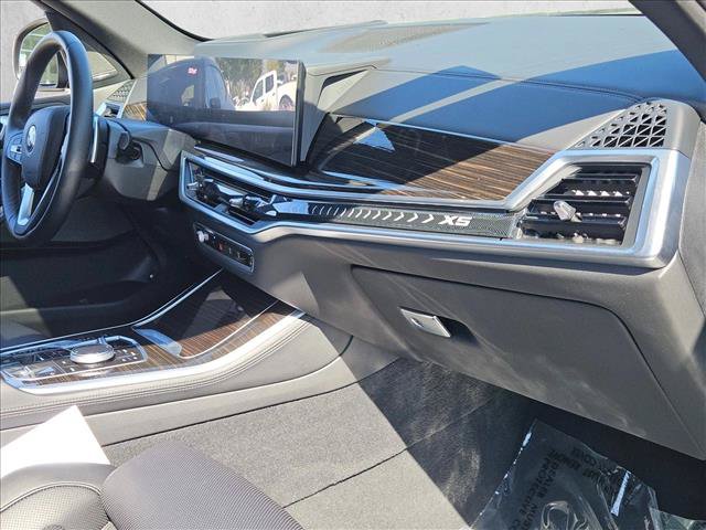 Used 2024 BMW X5 xDrive50e w/ Premium Package AWD/4WD image 23