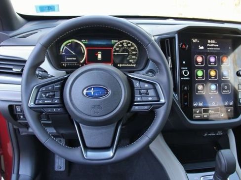 Used 2025 Subaru Forester Limited AWD/4WD image 18