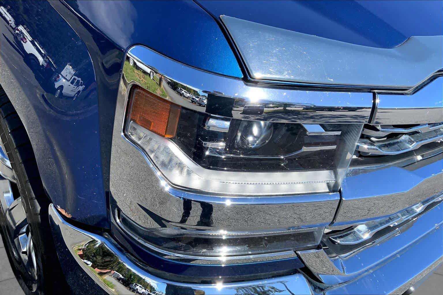 Used 2016 Chevrolet Silverado 1500 LTZ AWD/4WD image 27