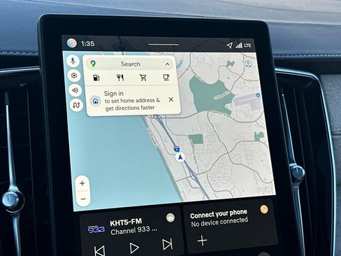 New 2026 Volvo XC90 B6 Core image 16