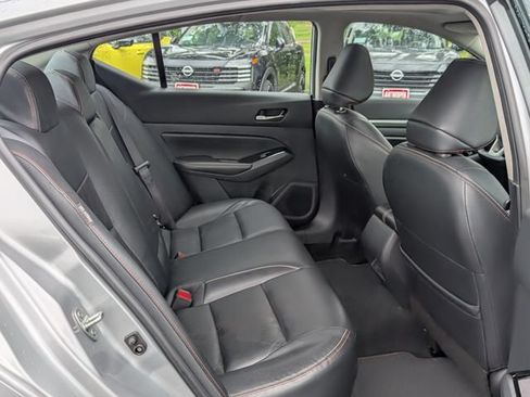 Used 2024 Nissan Altima 2.5 SR w/ SR Premium Package FWD image 12