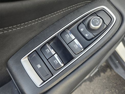 Used 2022 Subaru Outback Limited XT image 21