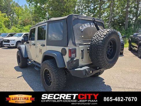 Used 2017 Jeep Wrangler Unlimited Sport w/ Quick Order Package 24S AWD/4WD image 7