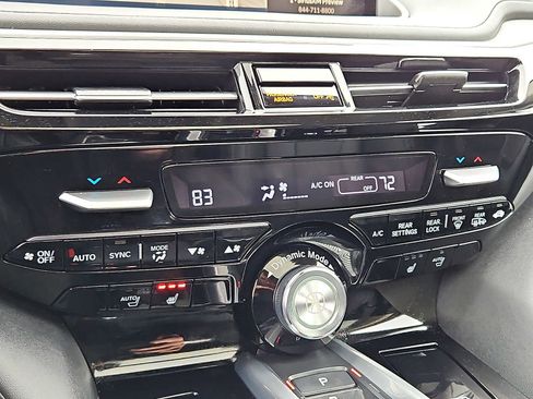 Certified 2023 Acura MDX SH-AWD w/ Technology Package image 23