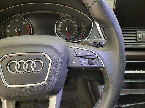 Used 2021 Audi Q5 2.0T Premium w/ Convenience Package image 7