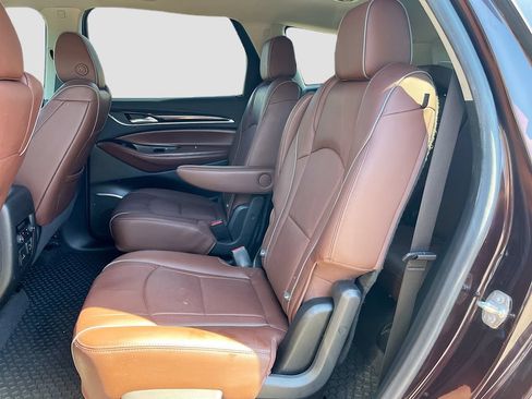 Used 2020 Buick Enclave Avenir w/ Avenir Technology Package FWD image 26