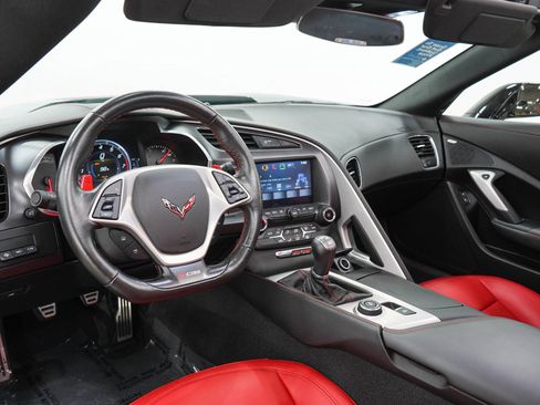 Used 2019 Chevrolet Corvette Z06 RWD image 17
