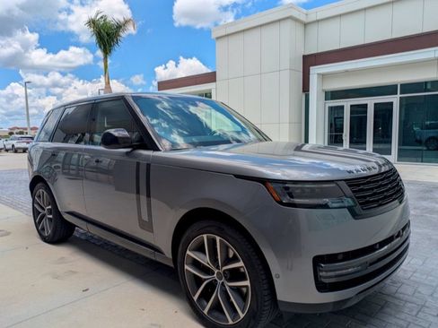 Used 2026 Land Rover Range Rover Autobiography AWD/4WD image 4