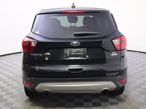 Used 2019 Ford Escape SE FWD image 5