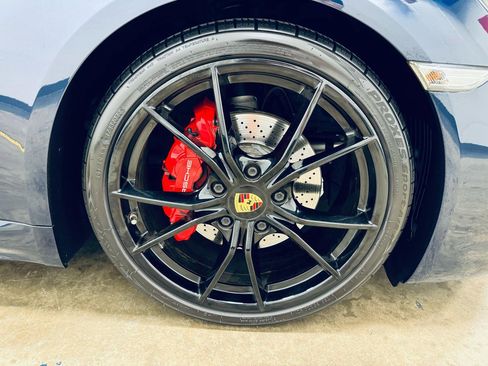 Used 2019 Porsche 718 Boxster GTS image 11