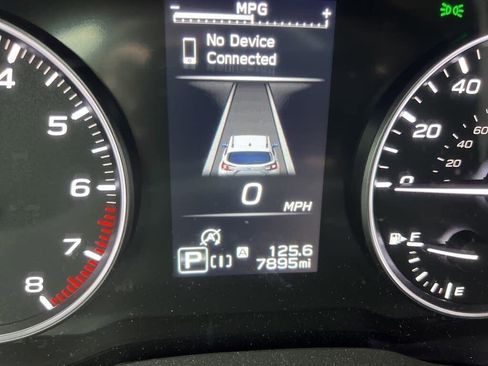 Certified 2024 Subaru Crosstrek 2.0i Premium image 9