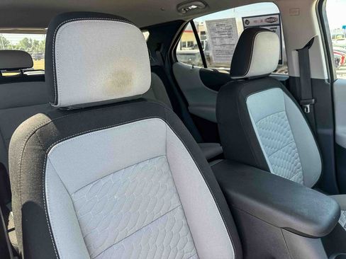Used 2020 Chevrolet Equinox LT FWD image 23