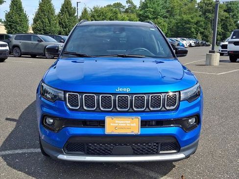 Certified 2024 Jeep Compass Limited AWD/4WD image 8