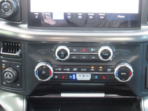 Used 2025 Ford F150 Lariat w/ Equipment Group 501A Mid AWD/4WD image 22