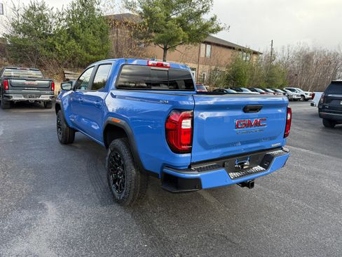 New 2026 GMC Canyon Elevation w/ Technology Package image 3